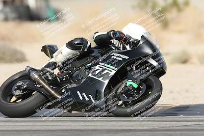 media/Nov-16-2025-Race Pace (Sun) [[8c5fa54630]]/Verified Riders/7-Turn 4 (1155am)/